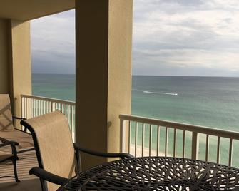 Grand Panama, Beachfront Dolphin Lover View. Sm Pet Friendly. 2 Heated Pools. - Panama City Beach - Balcony