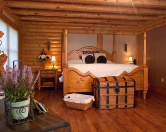Anstead Suite - Mountain View - Roanoke - Habitación