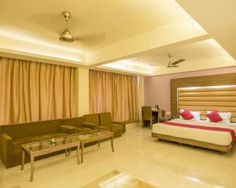 Palette Hotel Nisarga Bhopal - Bhopal