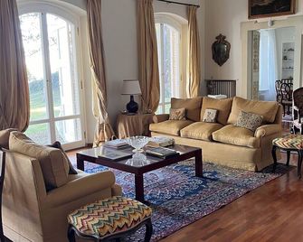 Villa Immersa nel Verde con Incredibile Vista sul Mare - Ancône - Salon