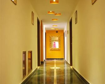 Hotel Suncity International - Jodhpur - Pasillo