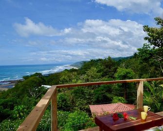 Quiet Jungle House with panoramic Ocean View - Malpais - Balcón