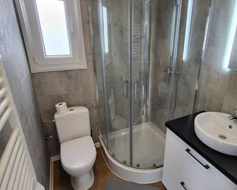 Sóltún -A cozy modern cabin in Klettaholt by the Golden Circle - Bláskógabyggð - Baño
