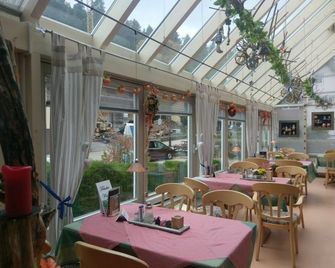 Am Hirschpark - Enzkloesterle - Restaurant
