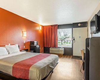 Motel 6-Little Rock, Ar - West - ליטל רוק - חדר שינה