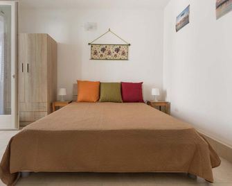 Al Castello Holiday Home by BarbarHouse - Otranto - Ložnice