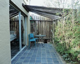 Kruger Inn Backpackers - Marloth Park - Patio