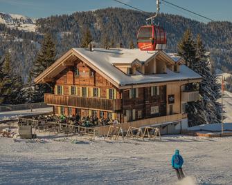 Rinderberg Swiss Alpine Lodge - Zweisimmen - Будівля
