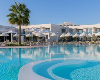 Apollo Blue - Faliraki - Piscina