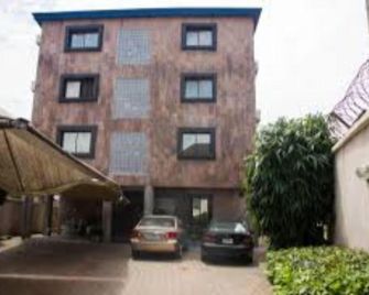 De Prince Guest House - Lagos - Edificio