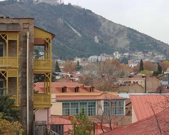 Tbilisi Friends Hostel - Tiflis - Vista del exterior