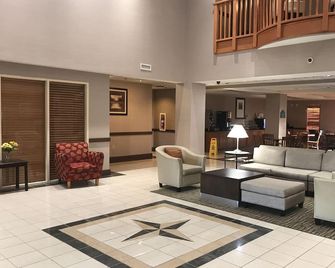 Wingate by Wyndham Augusta/Fort Eisenhower - אוגוסטה - לובי