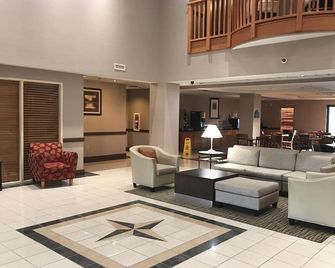 Wingate by Wyndham Augusta/Fort Eisenhower - אוגוסטה - לובי