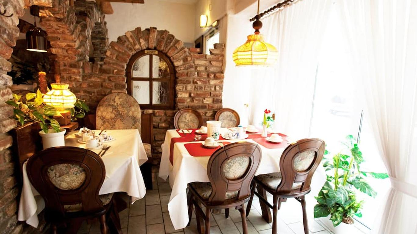 Atomis Hotel Düsseldorf City