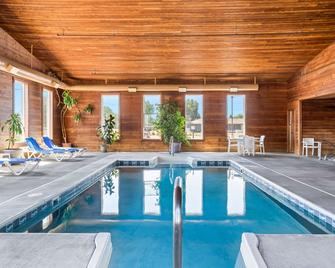 Comfort Inn Worland Hwy 16 to Yellowstone - Worland - Pool