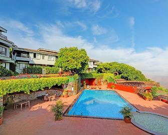 Ramsukh Resorts and Spa - Mahabaleshwar - Pool