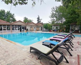 Pasa Restaurant & Pansiyon - Kemer - Pool