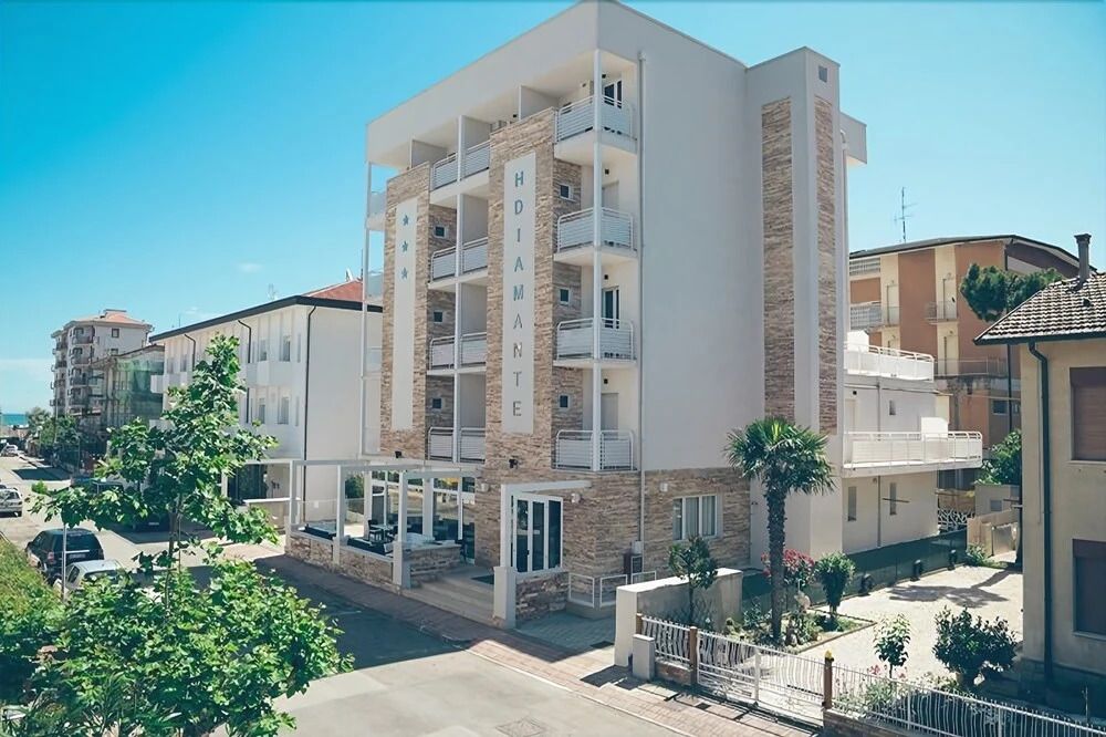 هوتل ديامانتي