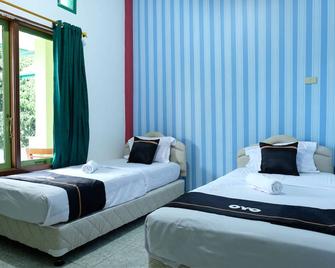 OYO 2186 Esbe Hotel Syariah - Tanjung Pendan