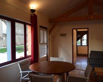 L'inattendu - Lavaur - Salle à manger