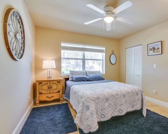 On Lake Istokpoga Lorida Home With Lanai - Sebring