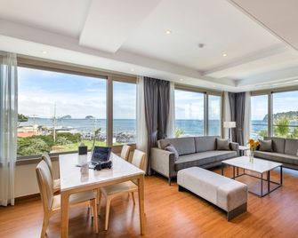 The Grand Sumorum - Seogwipo