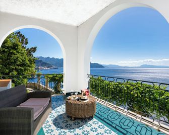 Hotel Belvedere - Conca Dei Marini - Balkón
