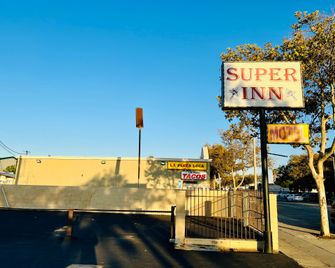 Super Inn Motel - Pomona - Edifício