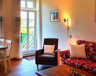 Ferienwohnung-Joisten - Heiligenthal - Sala de estar