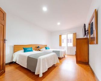 Ayenda Escorial 1936 - Manizales - Kamar Tidur