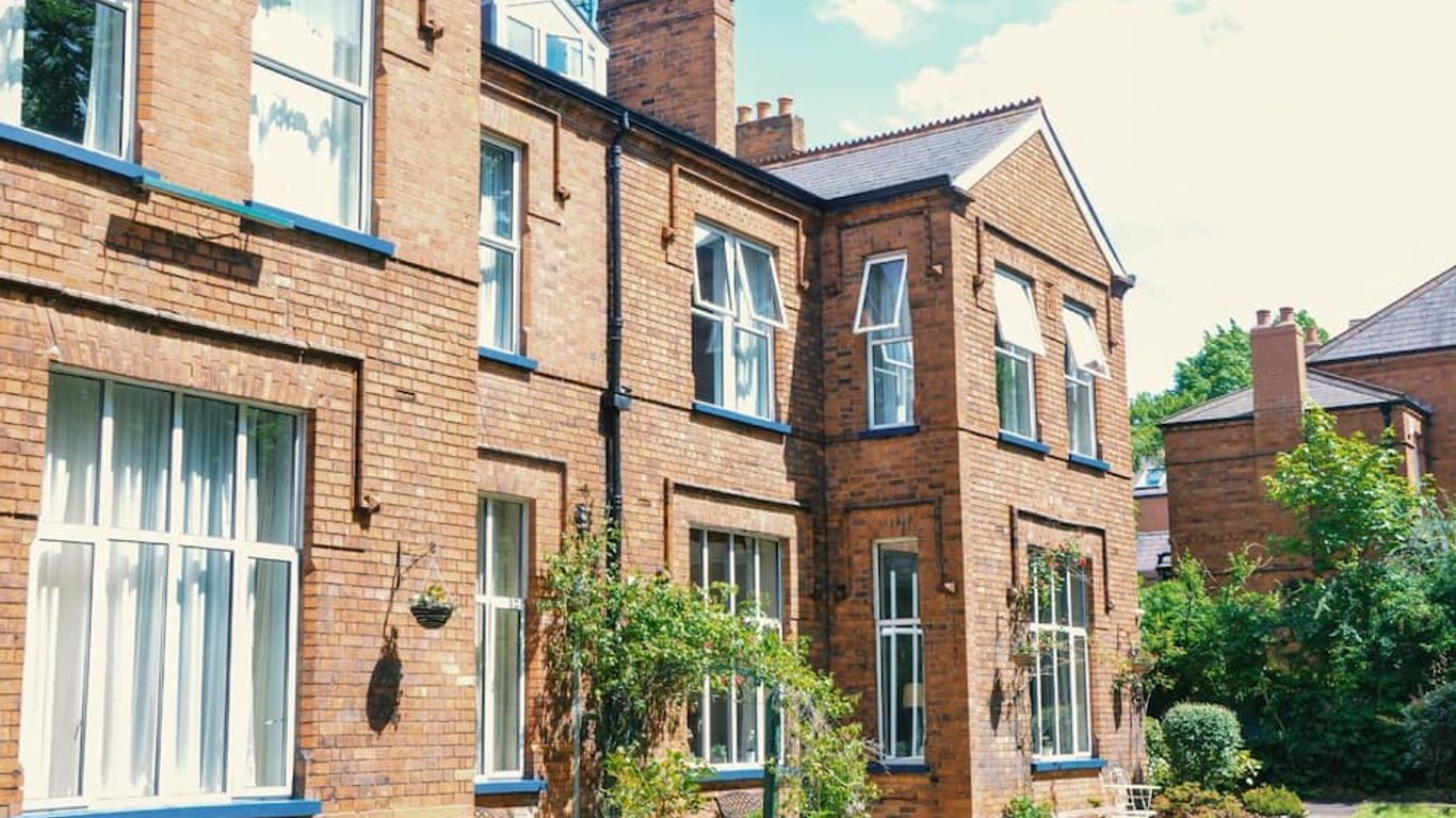 Gregory by the Warren Collection