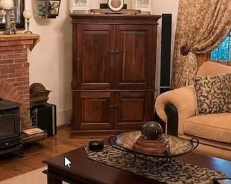 79 On Ridge - Pietermaritzburg - Living room