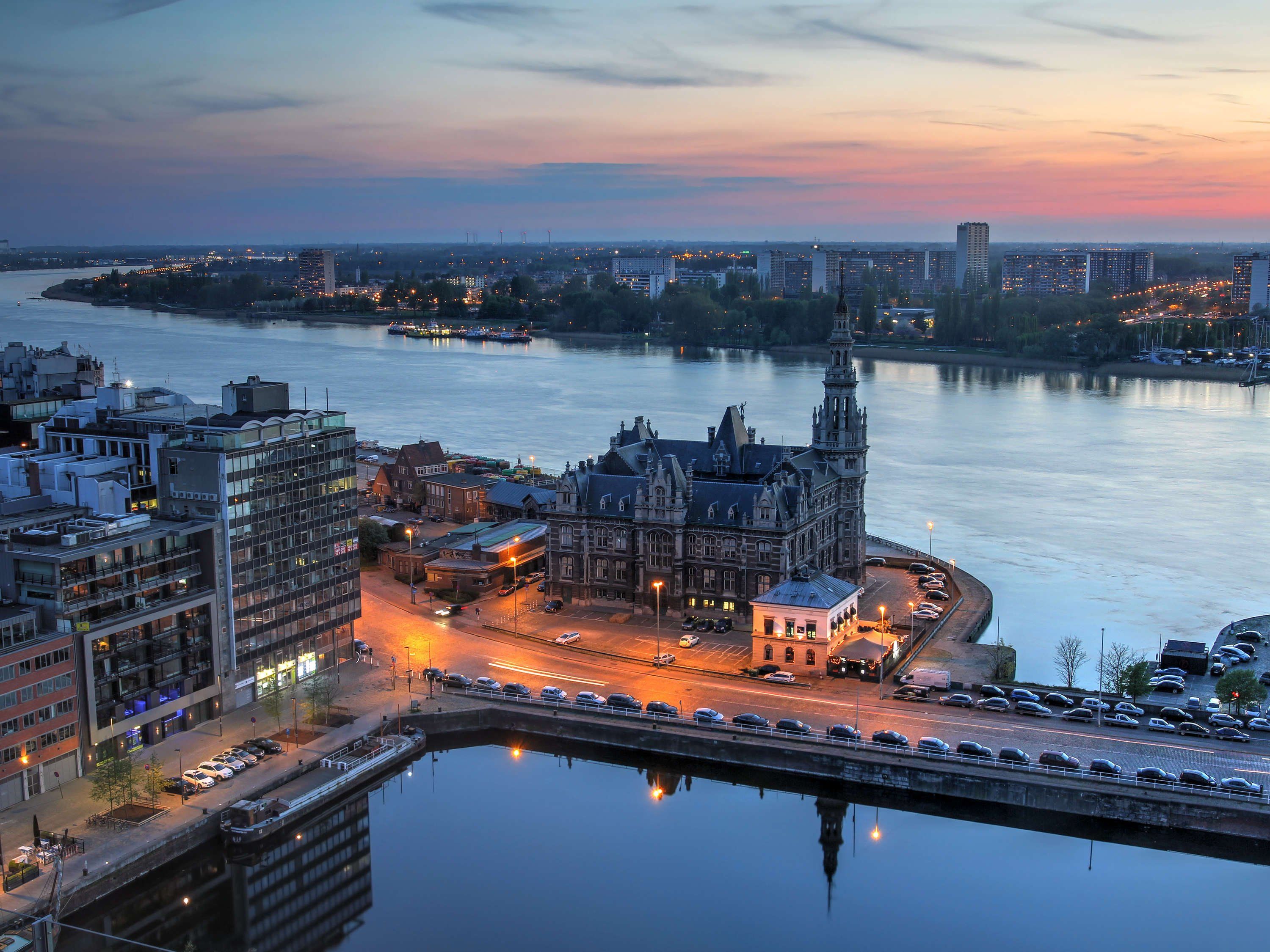 ibis Antwerpen Centrum thumbnail 3