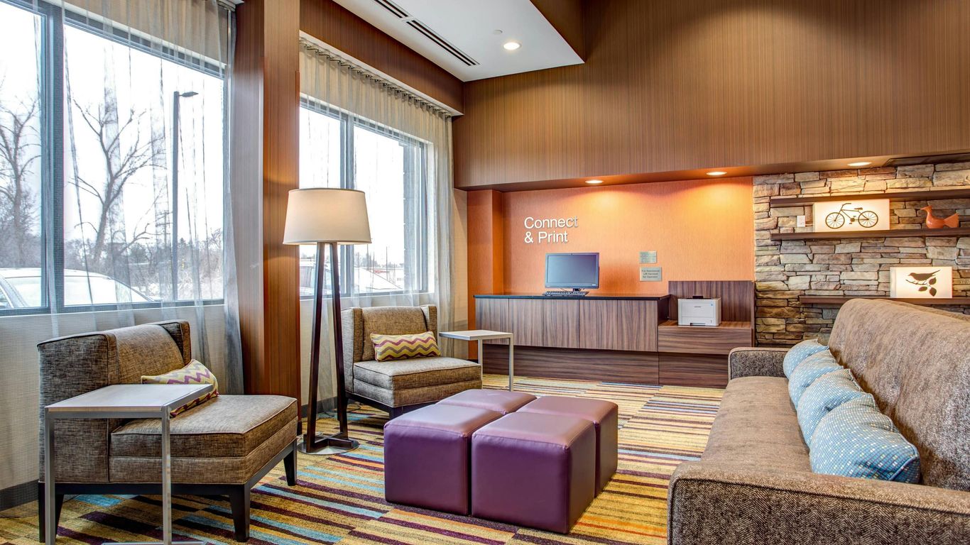 Fairfield Inn & Suites by Marriott Springfield Holyoke