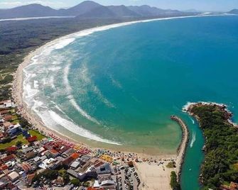 Nômades Beach House - Adventure Hostels - Florianopolis - Παραλία