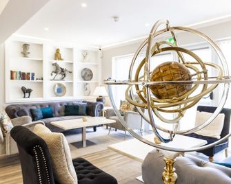 Kingfisher Country Club - Milton Keynes