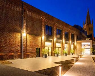 Albion Hotel - Ypres - Building