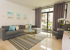 Accra Luxury Apartments @ The Gardens - Accra - Living room
