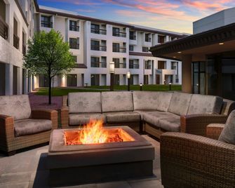 Doubletree By Hilton Colorado Springs - Colorado Springs - Patio