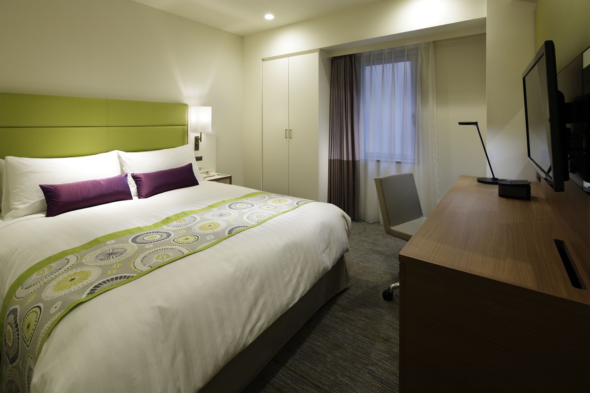 Bedroom view of Holiday Inn Ana Sapporo Susukino