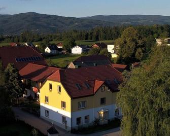 Familienzimmer/ferienwohnung Nr. 5 - Werkhof Bistrica - Bleiburg - Building
