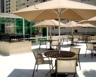 Upper Hotel - סאו פאולו - פטיו