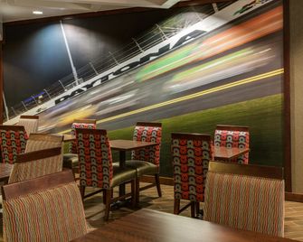 Hampton Inn Daytona Beach-Speedway/Airport - Daytona Beach - Bar