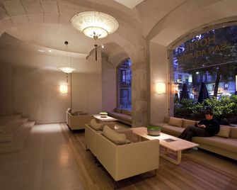 هوتل سانت أجوستي - برشلونة - ردهة