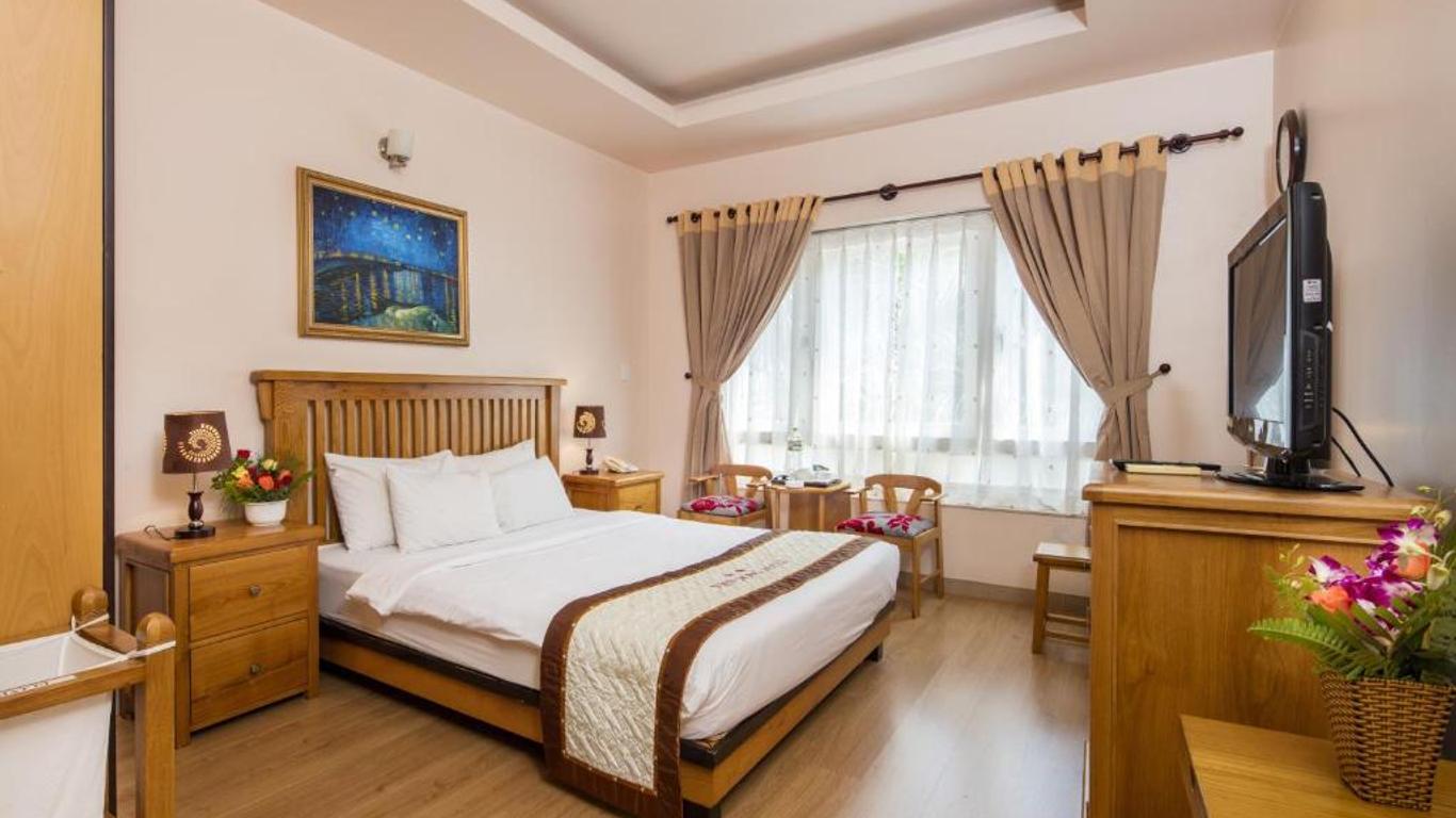 Vien Dong Hotel 7 Phu My Hung