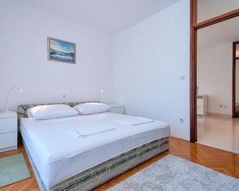 MI Apartment - Stari Grad - Sypialnia