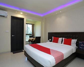 Oyo 18774 Utwo Hotel - Kānchrāpāra - Bedroom