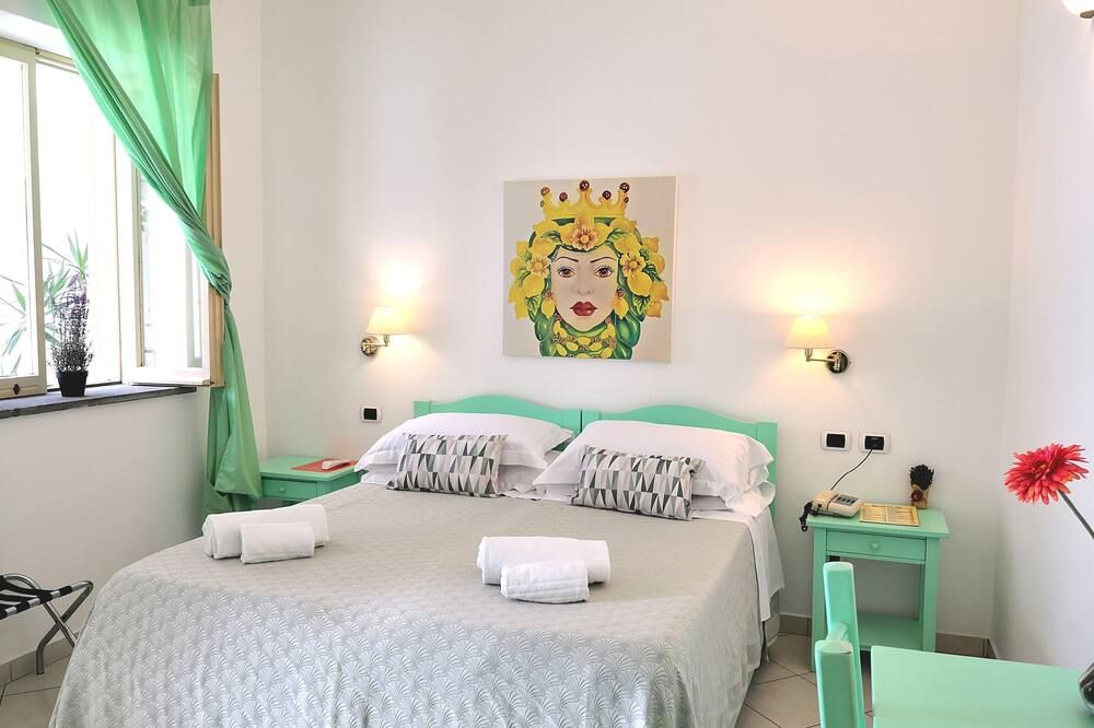 Standard Double Room - Hotel Ossidiana - Stromboli - Chambre
