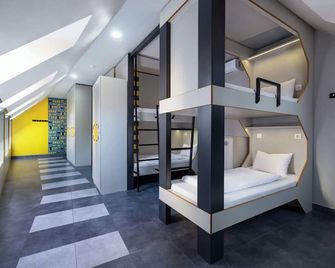 ذا هايف بارتي هوستل - بودابست - غرفة نوم