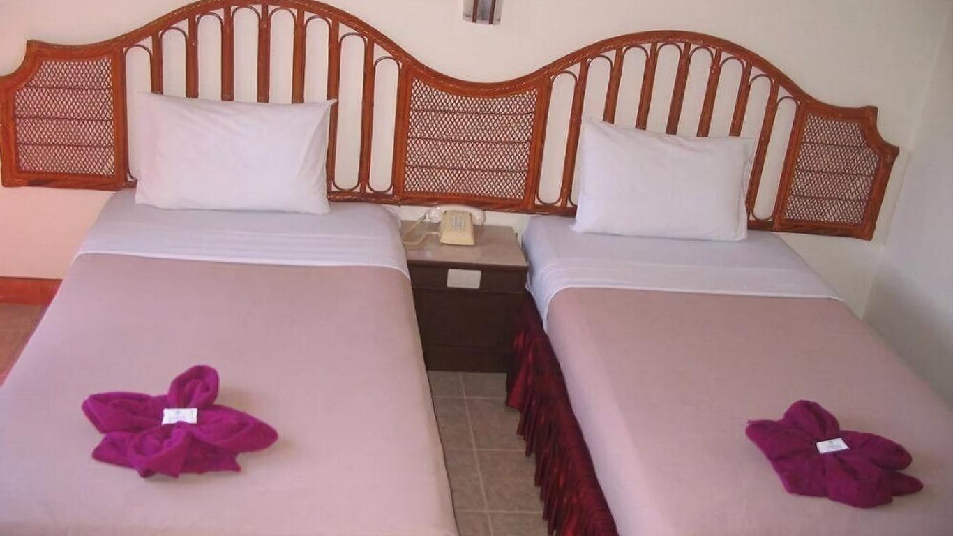 โรงแรมมโนราห์ ภูเก็ต